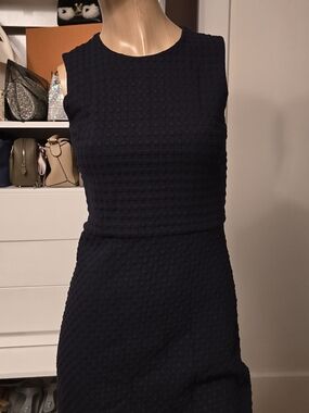 Theory Navy Textured Sleeveless Sheath Dress